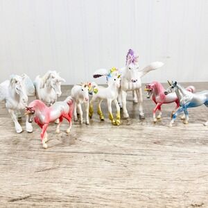 Lot Of 3 Breyer Stablemates Unicorns Pink Blue, 1 Schleich and 2 Mojo Unicorns